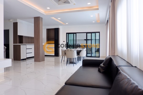 Picture of 5 bedroom House in Chockchai Village 9 East Pattaya