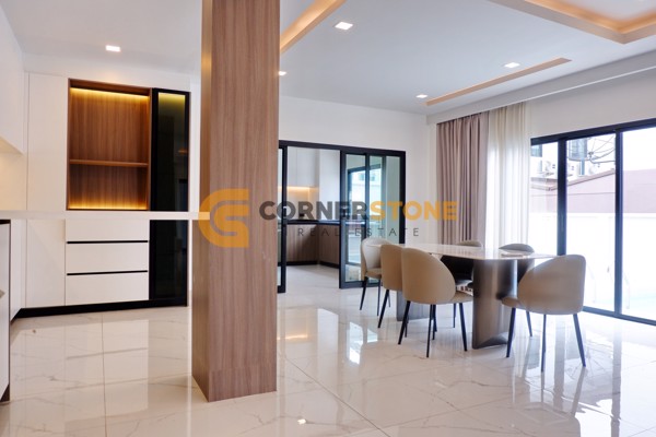 Picture of 5 bedroom House in Chockchai Village 9 East Pattaya