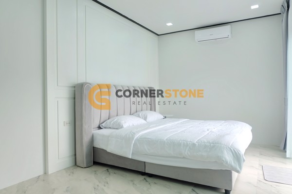 Picture of 6 bedroom House in Rattanakorn Village 20 East Pattaya