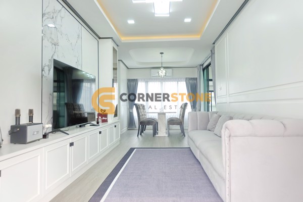 Picture of 6 bedroom House in Rattanakorn Village 20 East Pattaya