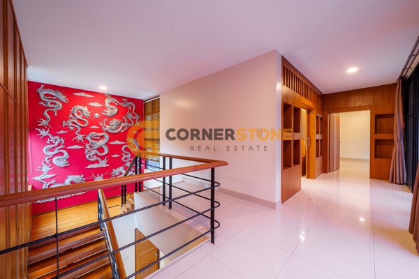 Picture of บ้าน 6 ห้องนอน  ตั้งอยู่ที่ พัทยาตะวันออก