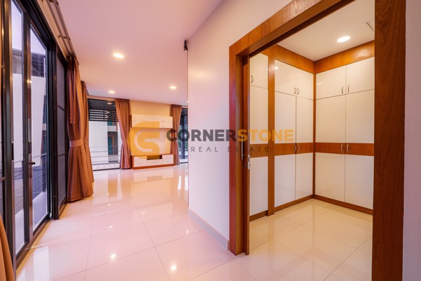 Picture of บ้าน 6 ห้องนอน  ตั้งอยู่ที่ พัทยาตะวันออก