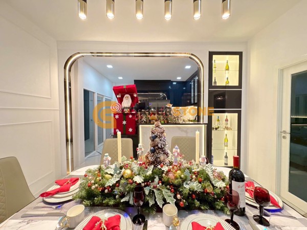 Picture of 5 bedroom House in PMC Village 2 East Pattaya