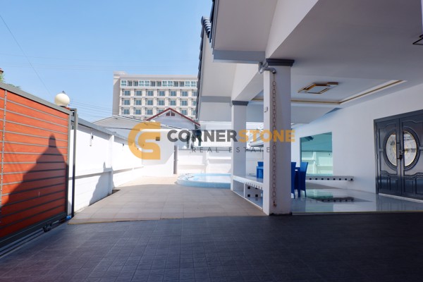 Picture of 4 bedroom House in Suksabai Villa Pattaya