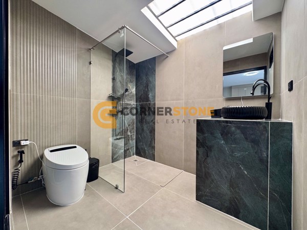 Picture of 5 bedroom House in Country Club Villa East Pattaya