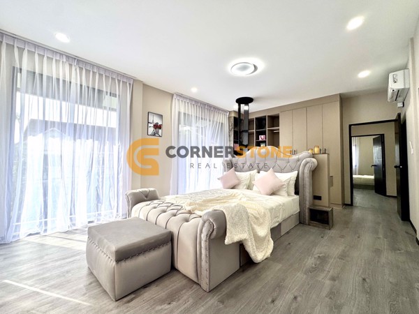 Picture of 5 bedroom House in Country Club Villa East Pattaya