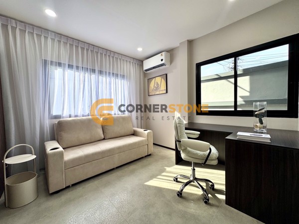 Picture of 5 bedroom House in Country Club Villa East Pattaya