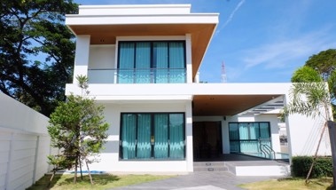 Picture of 4 bedroom House in  Pattaya