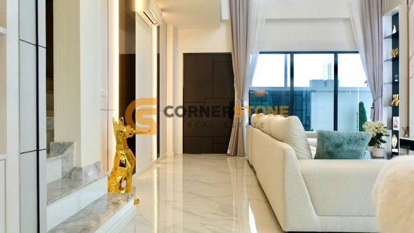 Picture of บ้าน 5 ห้องนอน ในโครงการ เอนชานท์ วิลล่า พัทยา ตั้งอยู่ที่ พัทยาตะวันออก