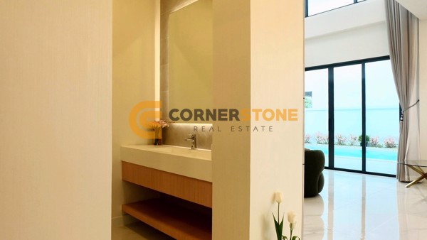 Picture of บ้าน 5 ห้องนอน ในโครงการ เอนชานท์ วิลล่า พัทยา ตั้งอยู่ที่ พัทยาตะวันออก