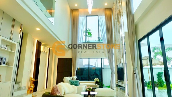 Picture of บ้าน 5 ห้องนอน ในโครงการ เอนชานท์ วิลล่า พัทยา ตั้งอยู่ที่ พัทยาตะวันออก