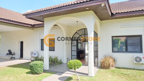 Picture of บ้าน 4 ห้องนอน ในโครงการ Laurel Park Horseshoe Point ตั้งอยู่ที่ พัทยาตะวันออก