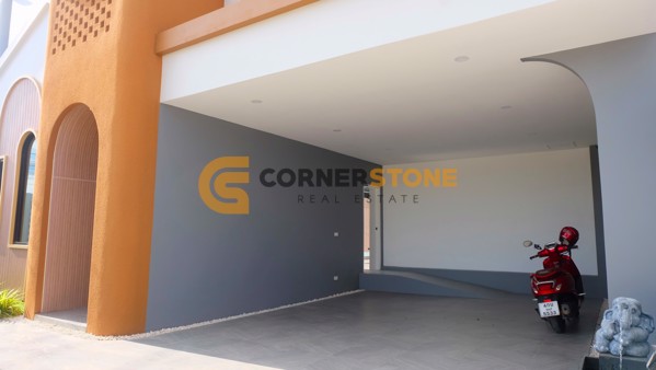 Picture of 5 bedroom House in  Huay Yai