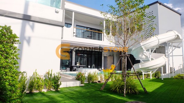 Picture of 5 bedroom House in  Huay Yai