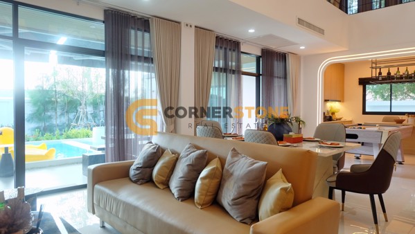 Picture of 5 bedroom House in  Huay Yai