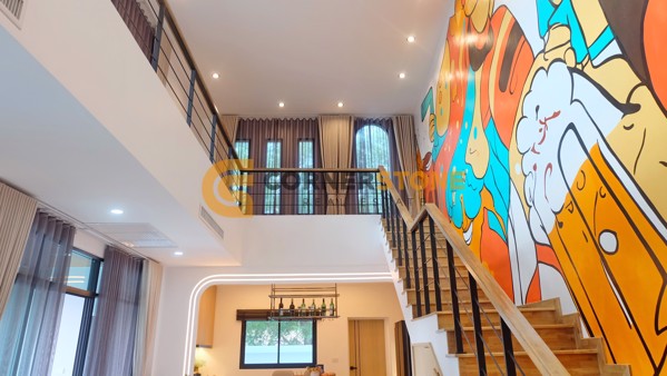 Picture of 5 bedroom House in  Huay Yai