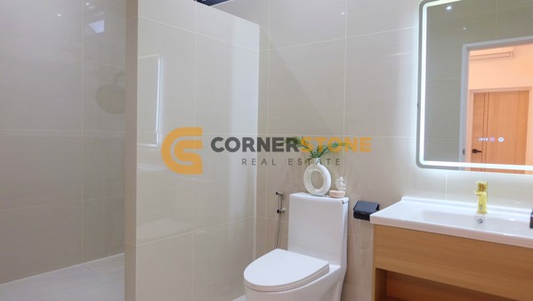 Picture of 5 bedroom House in  Huay Yai