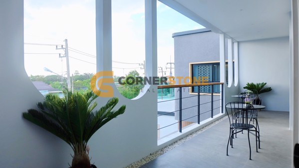 Picture of 5 bedroom House in  Huay Yai