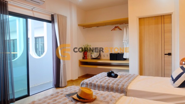 Picture of 5 bedroom House in  Huay Yai