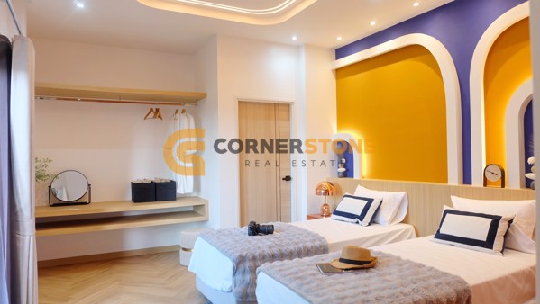 Picture of 5 bedroom House in  Huay Yai