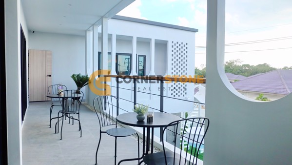Picture of 5 bedroom House in  Huay Yai