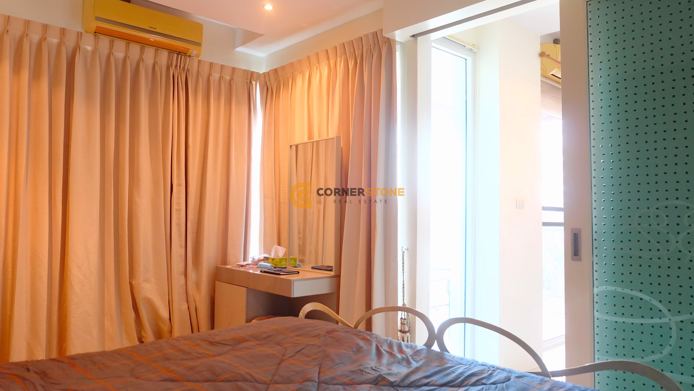 2 bedroom Condo in Diamond Suites Resort Condominium Pattaya Pattaya
