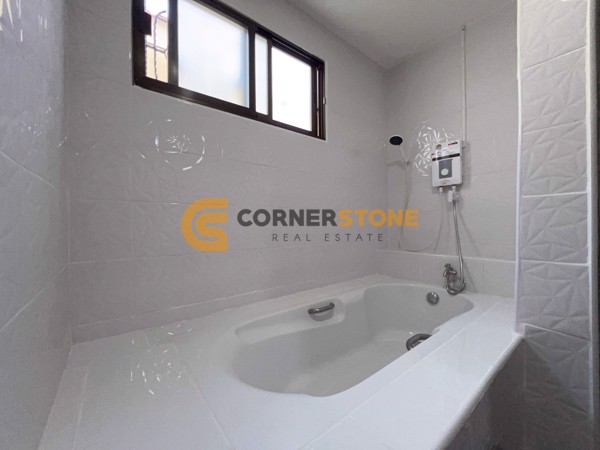 Picture of 3 bedroom House in Pattaya Hill 2 East Pattaya