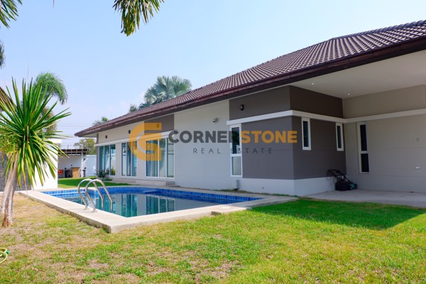 Picture of 4 bedroom House in Baan Panalee Huay Yai