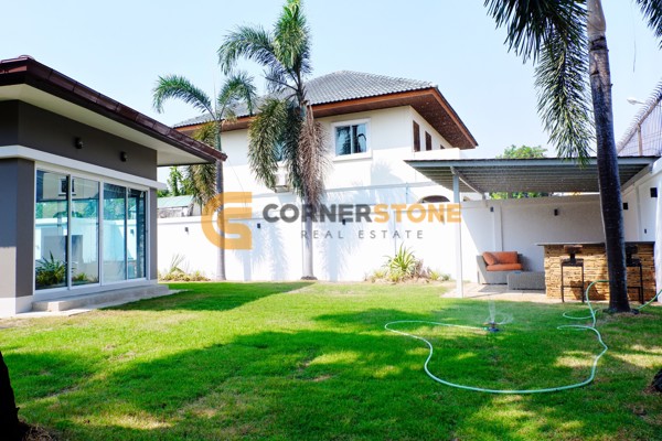 Picture of 4 bedroom House in Baan Panalee Village Huay Yai