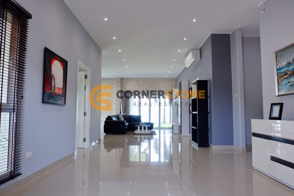 Picture of 4 bedroom House in Baan Panalee Huay Yai