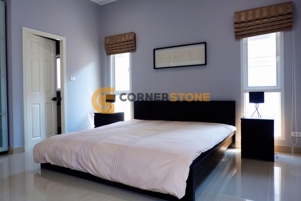 Picture of 4 bedroom House in Baan Panalee Village Huay Yai