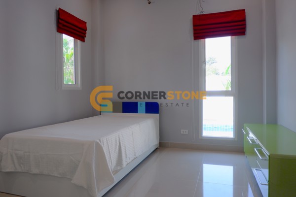 Picture of 4 bedroom House in Baan Panalee Village Huay Yai