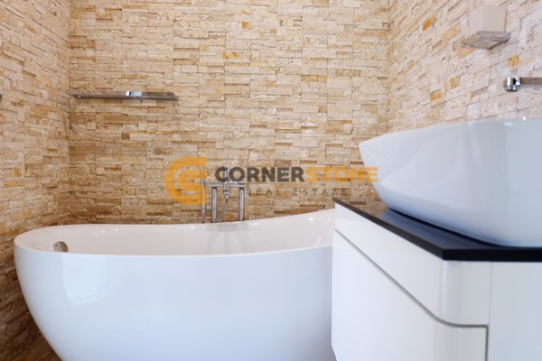 Picture of 4 bedroom House in Baan Panalee Village Huay Yai