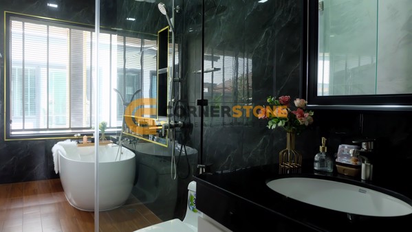 Picture of 3 bedroom House in  East Pattaya