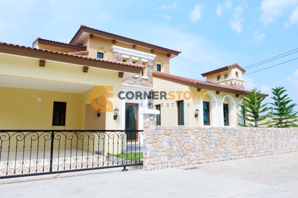 Picture of 3 bedroom House in Nusa Chivani Bang Saray