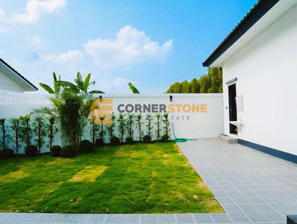 Picture of 4 bedroom House in Rattanakorn Village 18 East Pattaya