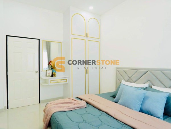 Picture of 4 bedroom House in Rattanakorn Village 18 East Pattaya