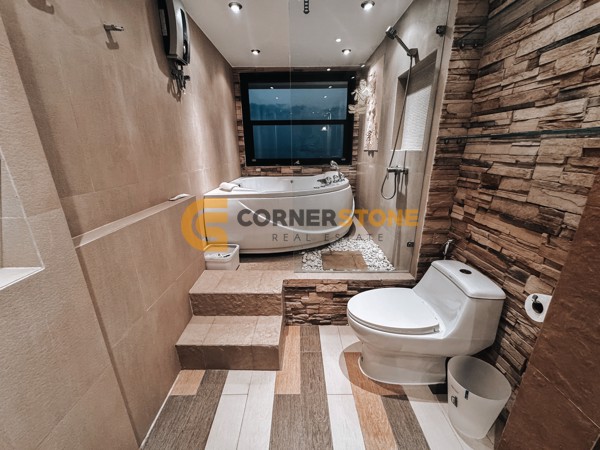 Picture of คอนโด 4 ห้องนอน ในโครงการ Royal Cliff Garden ตั้งอยู่ที่ พระตำหนัก