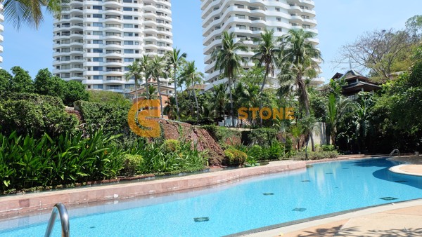 Picture of คอนโด 4 ห้องนอน ในโครงการ Royal Cliff Garden ตั้งอยู่ที่ พระตำหนัก