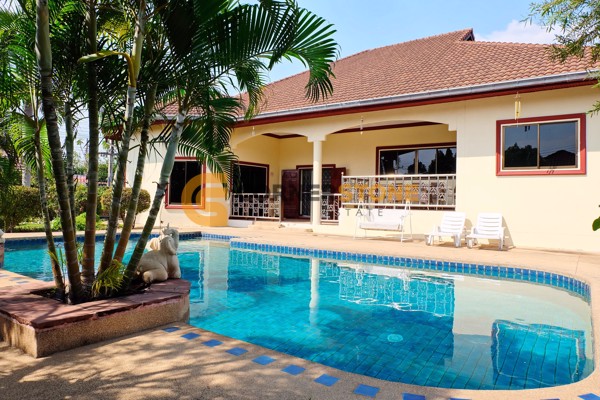 Picture of 4 bedroom House in  East Pattaya