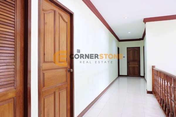 Picture of 4 bedroom House in  East Pattaya