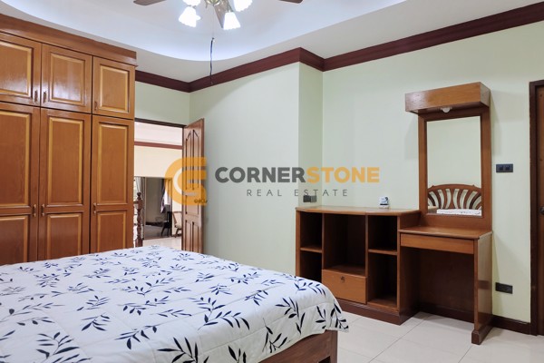 Picture of 4 bedroom House in  East Pattaya