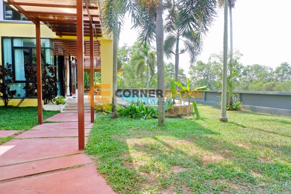 Picture of บ้าน 4 ห้องนอน ในโครงการ The Village Horseshoe Point ตั้งอยู่ที่ พัทยาตะวันออก