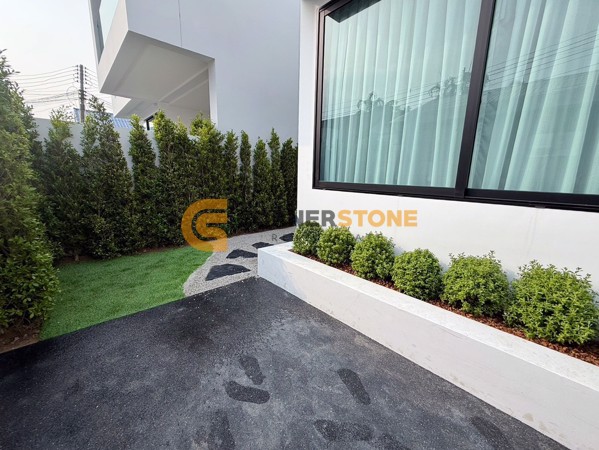 Picture of 4 bedroom House in  Wongamat