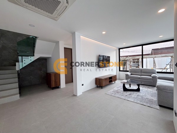 Picture of 4 bedroom House in  Wongamat