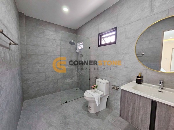 Picture of 4 bedroom House in  East Pattaya