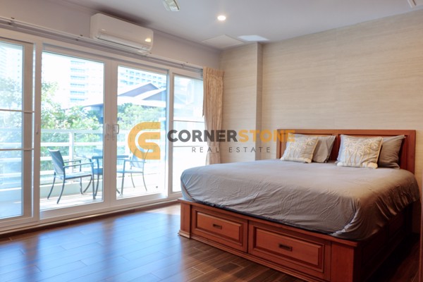 Picture of 2 bedroom Condo in View Talay Residence 5 Pratumnak Hill
