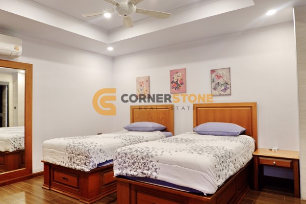 Picture of 2 bedroom Condo in View Talay Residence 5 Pratumnak Hill