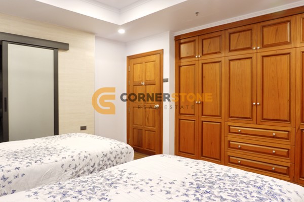 Picture of 2 bedroom Condo in View Talay Residence 5 Pratumnak Hill