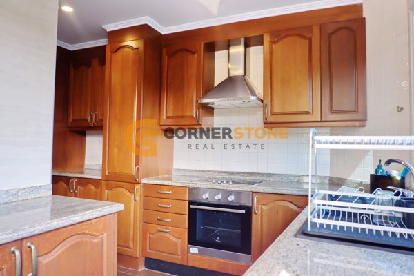 Picture of 2 bedroom Condo in View Talay Residence 5 Pratumnak Hill